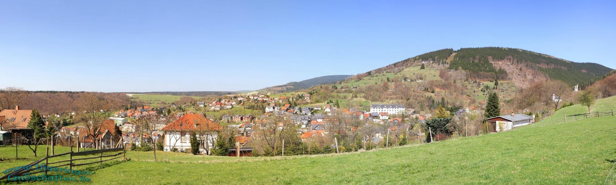 Blick von Meschenbach auf Rauenstein