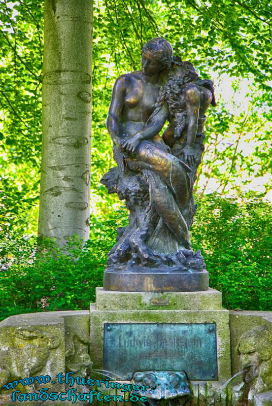 Englischer Garten (Ludwig Bechstein Denkmal)