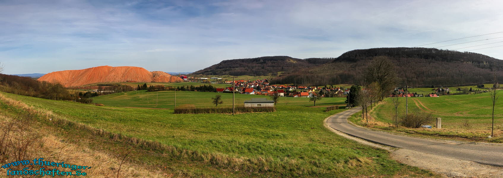 Blick von der Sonnensteinkreutzung auf Holungen