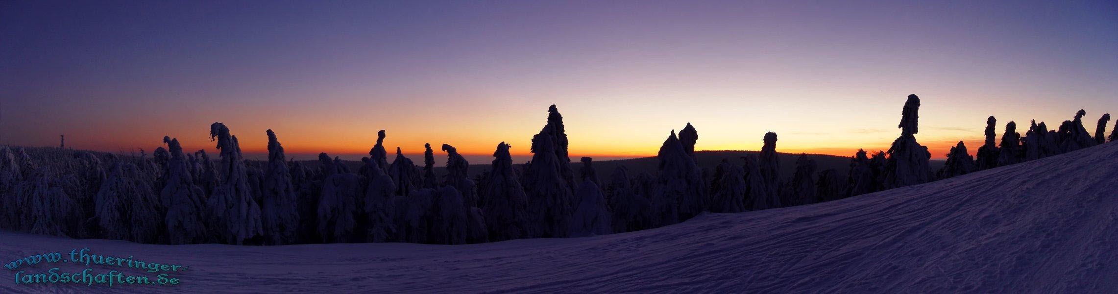 Blick vom Schneekopf bei Sonnenuntergang