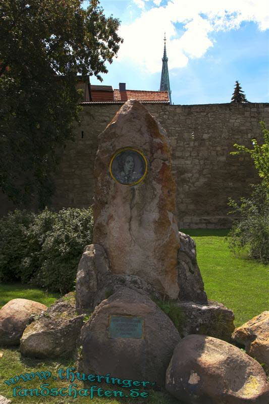 Denkmal an der Stadtmauer am Hirschgraben