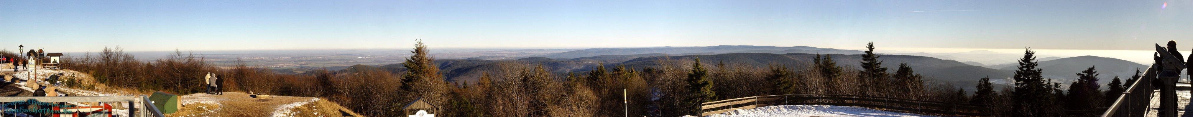 Panoramablick vom Aussichtsplateau im Winter